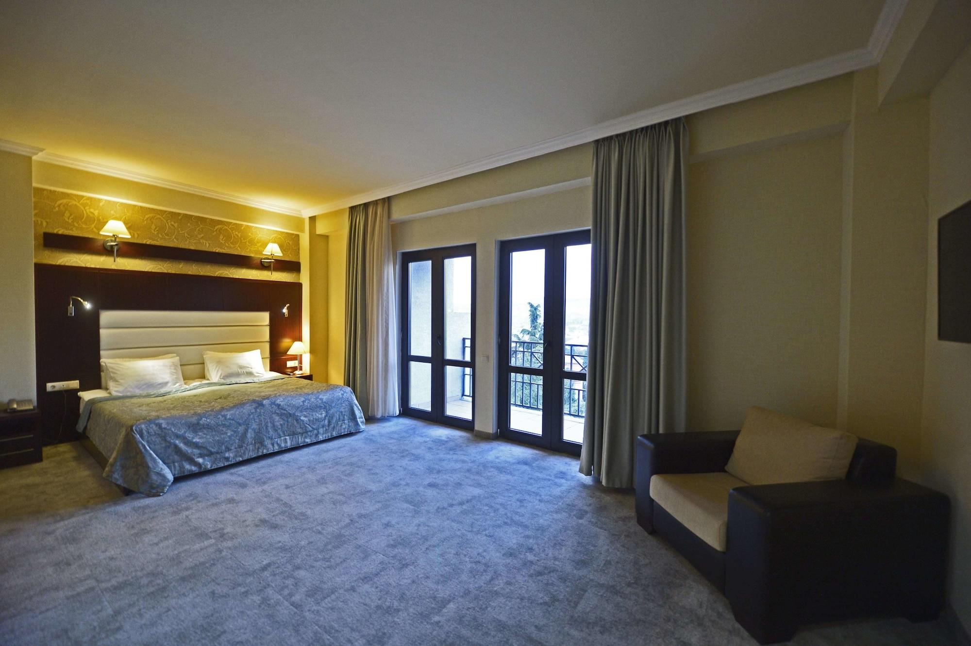 โรงแรมแอสทอเรีย ทบิลิซี Tbilisi ภายนอก รูปภาพ