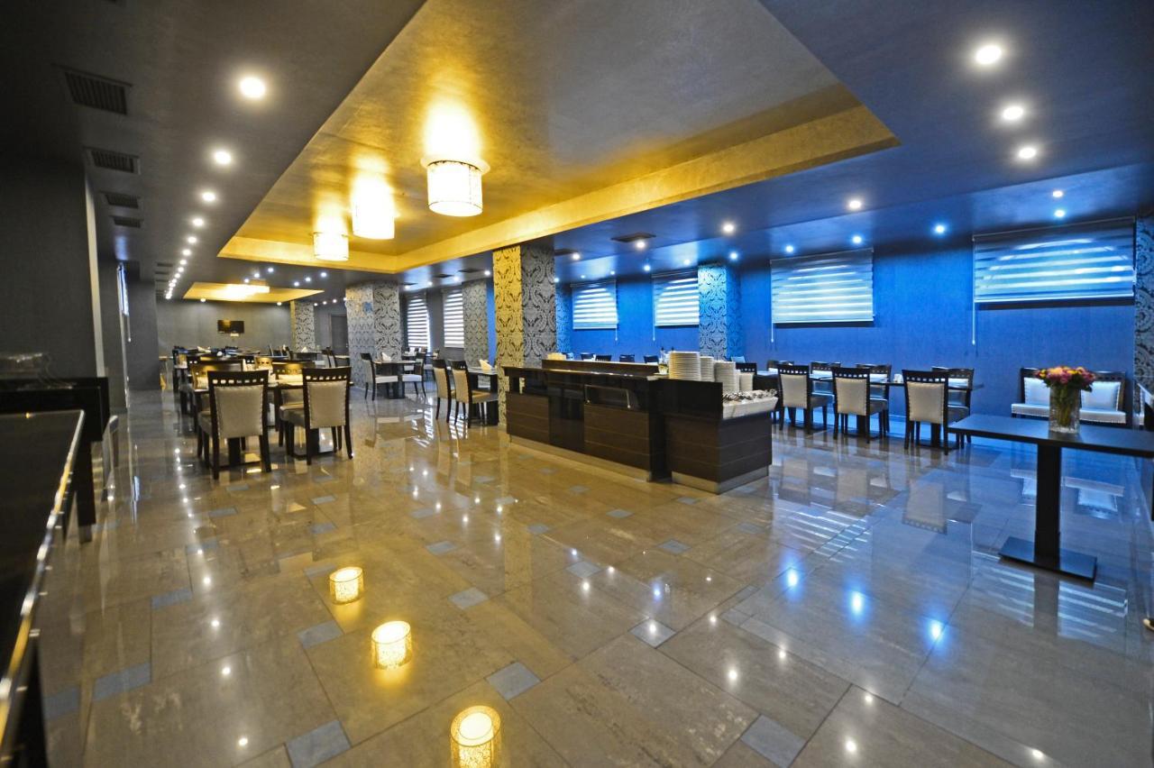 โรงแรมแอสทอเรีย ทบิลิซี Tbilisi ภายนอก รูปภาพ